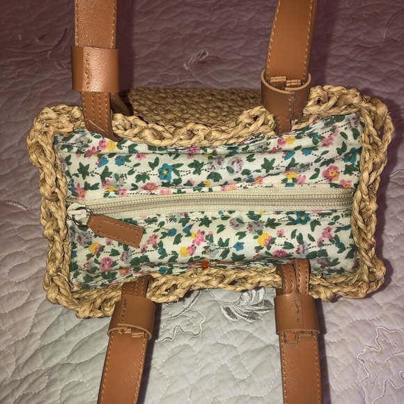 Woven Straw Purse - Picture 2 of 8